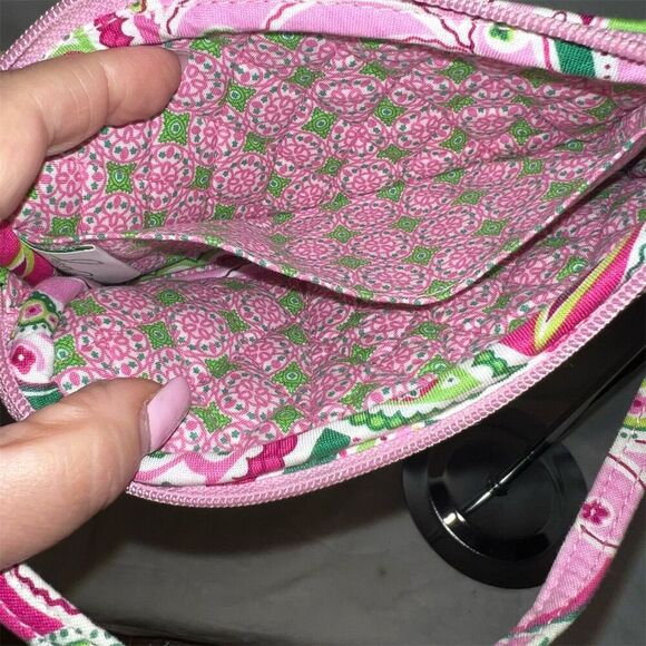 Vera Bradley Pinwheel Pink Cargo Bag Set with Wristlet, lunch bag and Checkbook - Picture 16 of 16